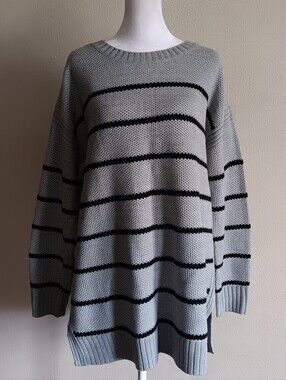 A.n.a Gray Striped Crewneck Sweater Womens Size XL, Extra Large Knit Casual Fall